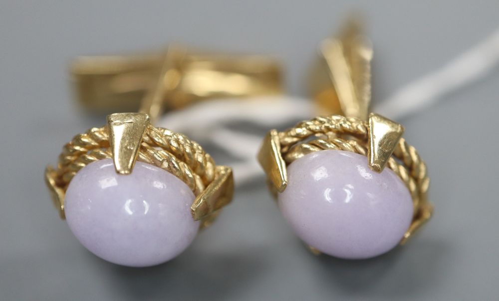 A pair of 14k and pink cabochon quartz? set cufflinks, gross 9.3 grams.